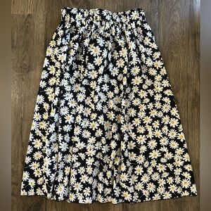 Floral Black and White daisy Skirt